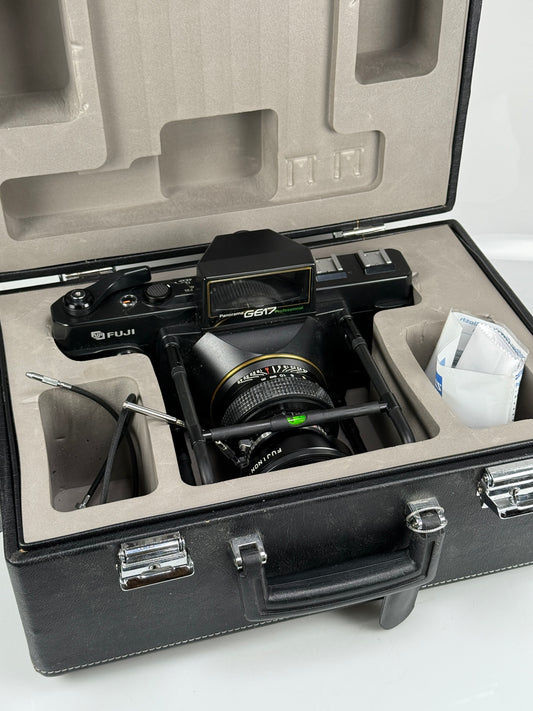 Fuji G617 6x17 Panoramic Camera, Fujinon SW 105mm f8
