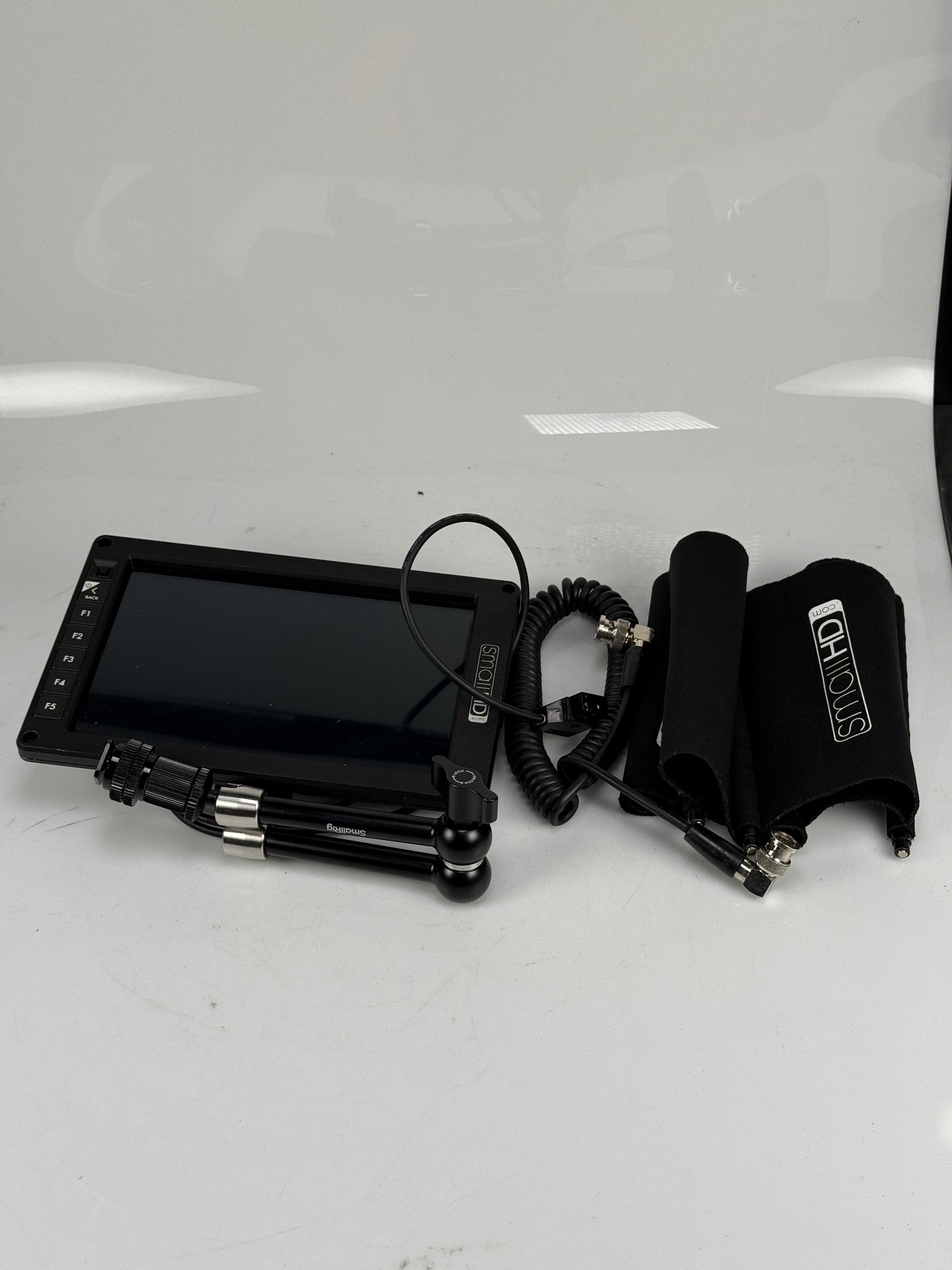 SmallHD 702 OLED 7" SDI/HDMI On-Camera Monitor