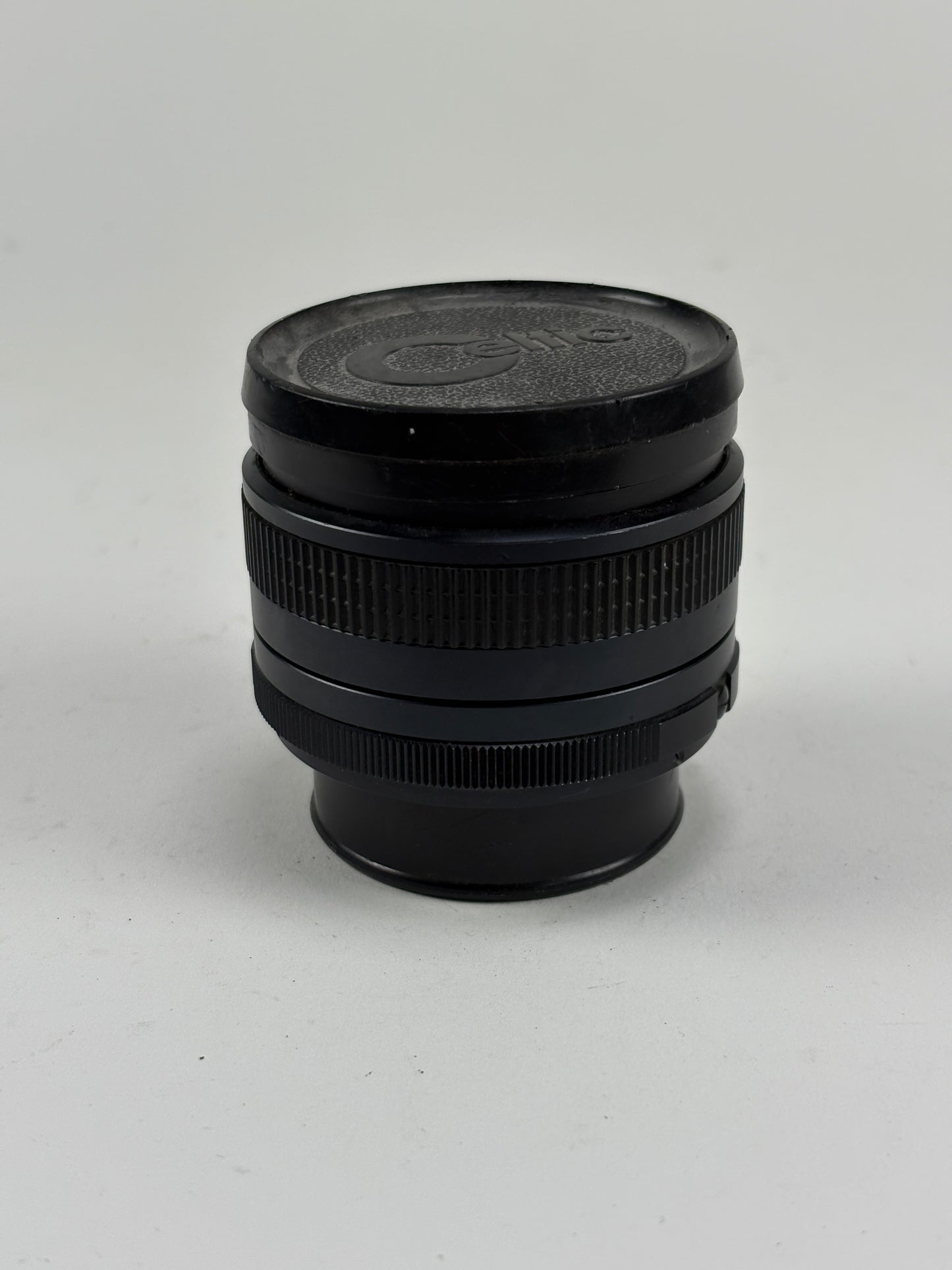 Minolta Celtic MD 28mm f/2.8 Manual Focus Wide Angle Prime in MC Mount