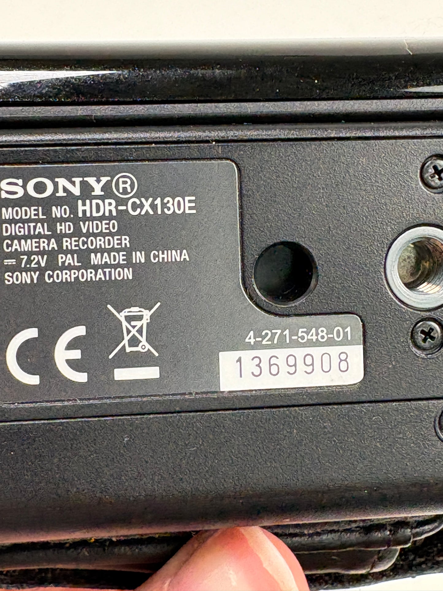 Sony Handycam HDR-CX130E Camcorder Video Recorder Digital Camera