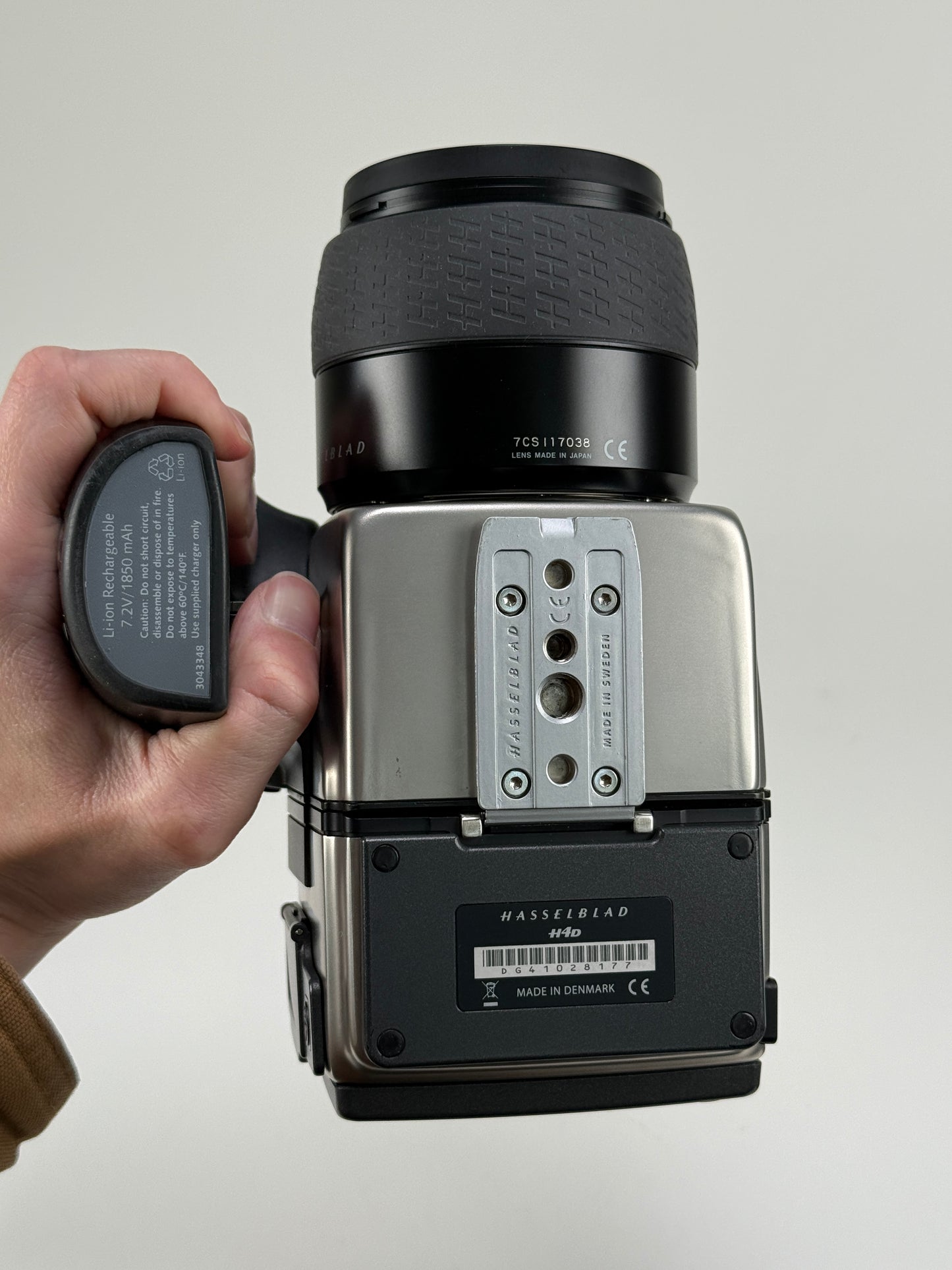 Hasselblad H4D-40 Stainless Steel Edition Kit with 80mm f2.8 HC Lens