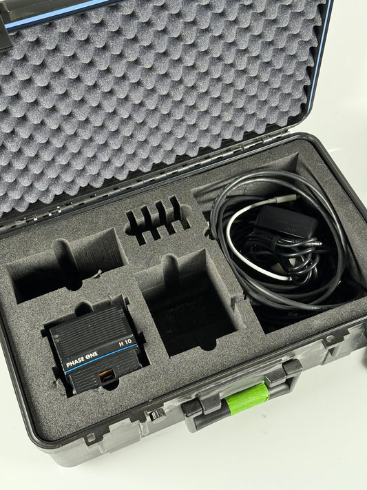 Phase One H10 Digital Back Hasselblad V with case