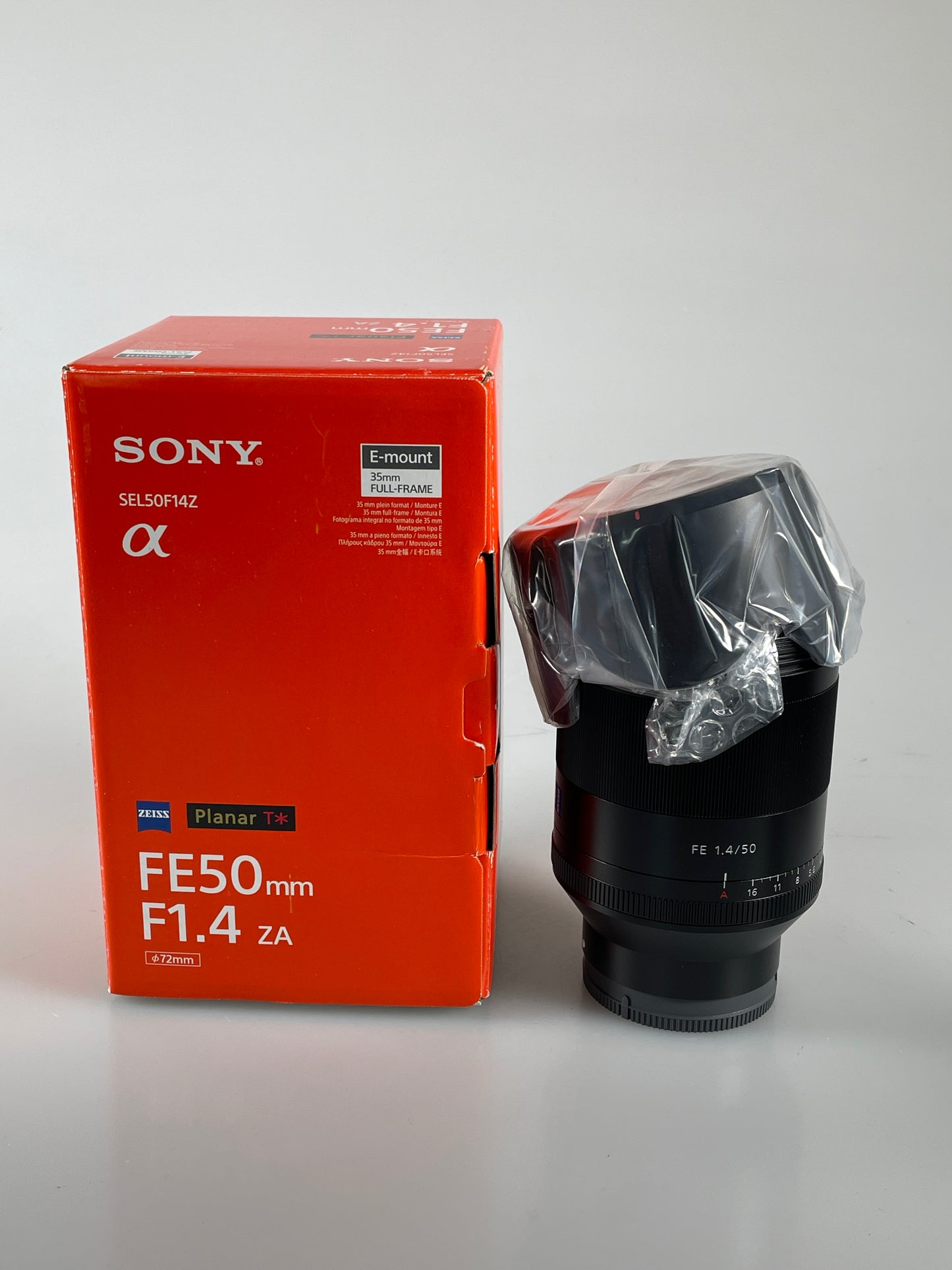 Sony ZEISS Planar T * FE 50mm F1.4 ZA Lens SEL50F14Z DEMO LENS