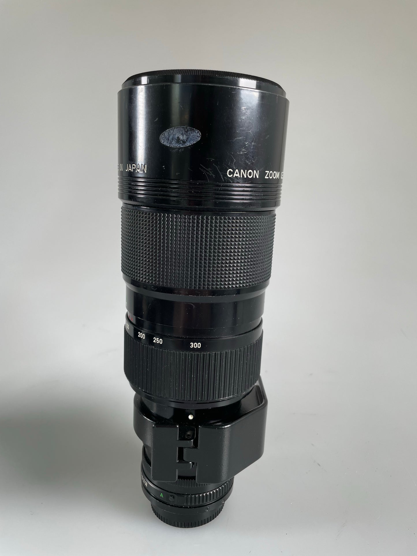 Canon New FD 85-300mm F4.5 Telephoto SLR MF Lens