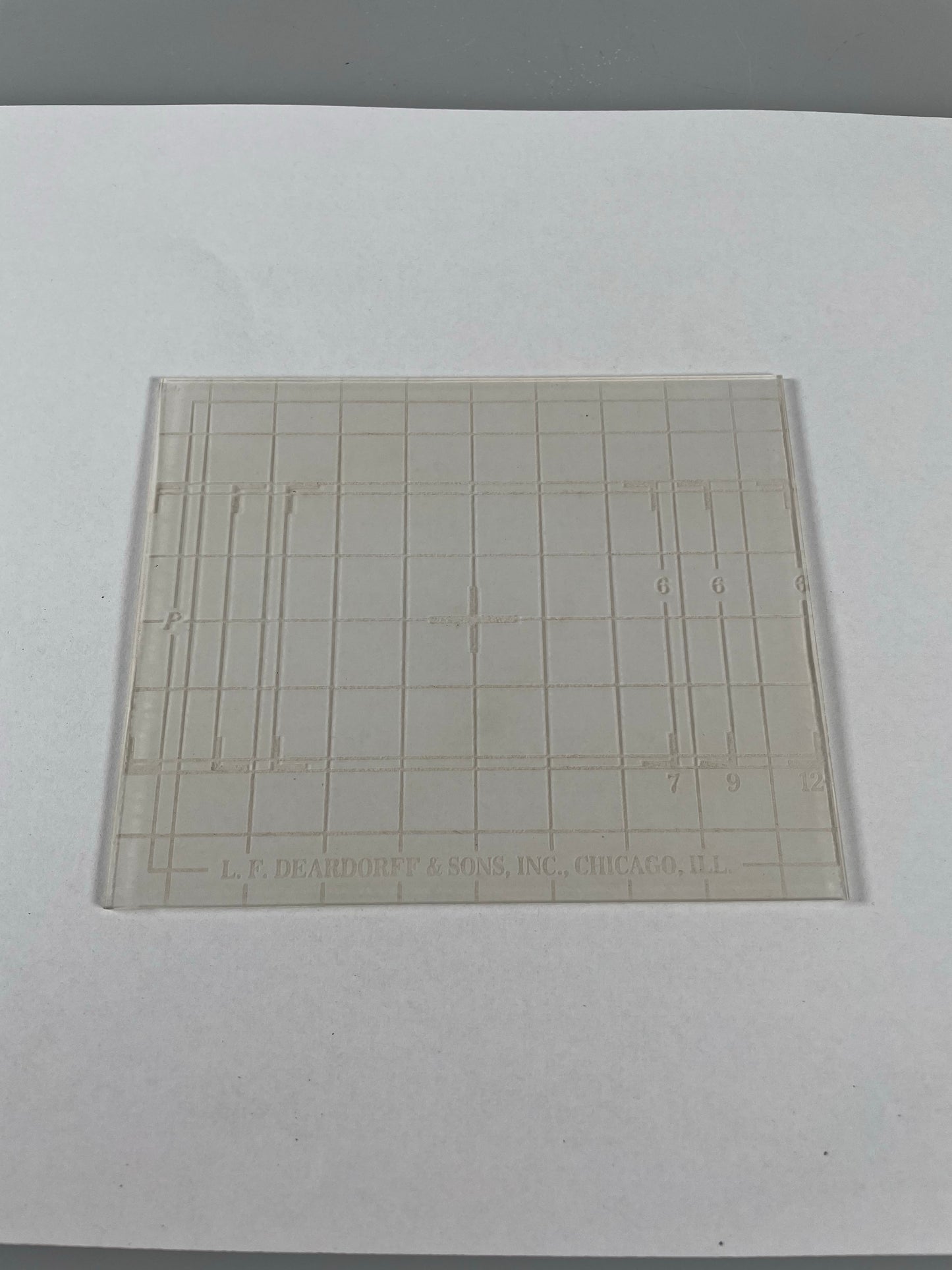 Rare Genuine L.F. Deardorff & Sons Chicago 4”X5” Grid Ground Glass 4x5