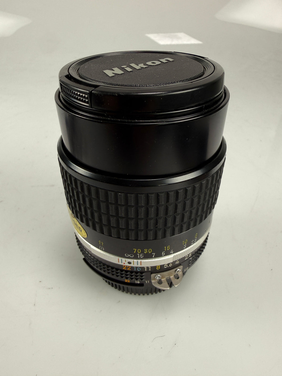 Nikon Nikkor 105mm f2.5 Ais Prime Manual Focus Portrait Lens