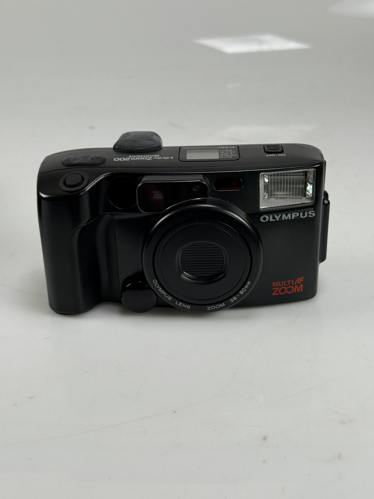 Olympus Infinity Zoom 200 Quartzdate 35mm Film Camera