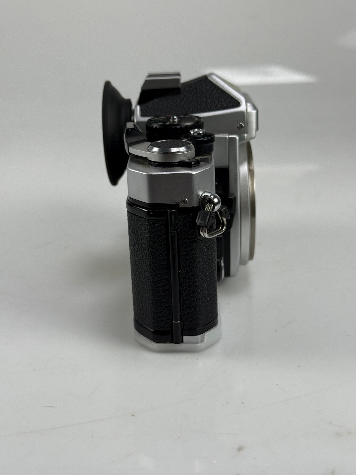 Nikon FE Chrome 35mm SLR Film Camera Body