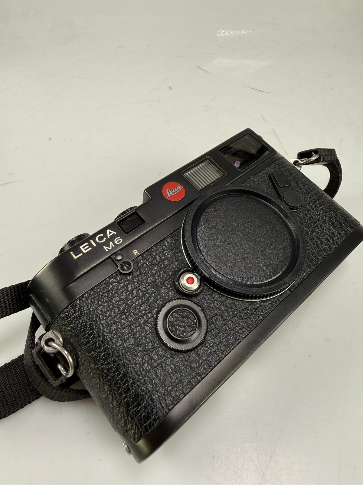 Leica M6 Classic 0.72 35mm rangefinder film camera black