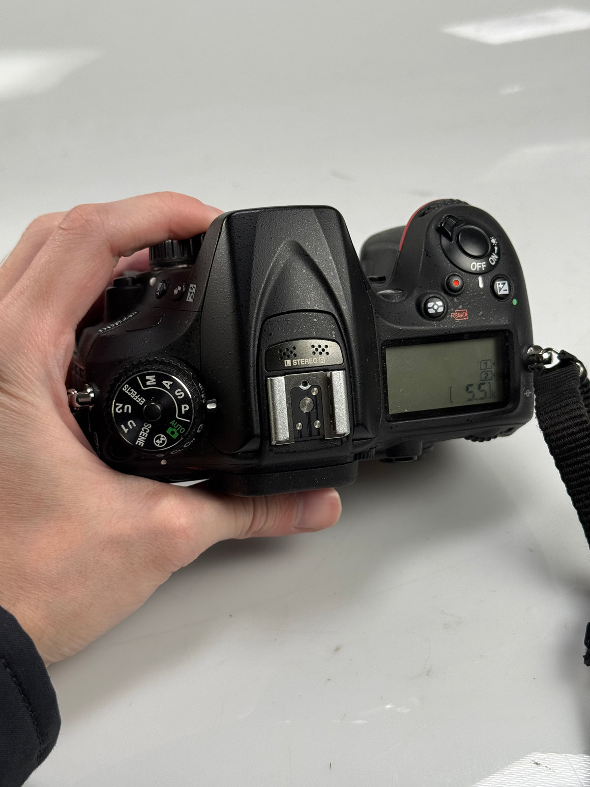 Nikon D7200 24.2MP DSLR Camera Body kit w/ 18-55mm G II lens