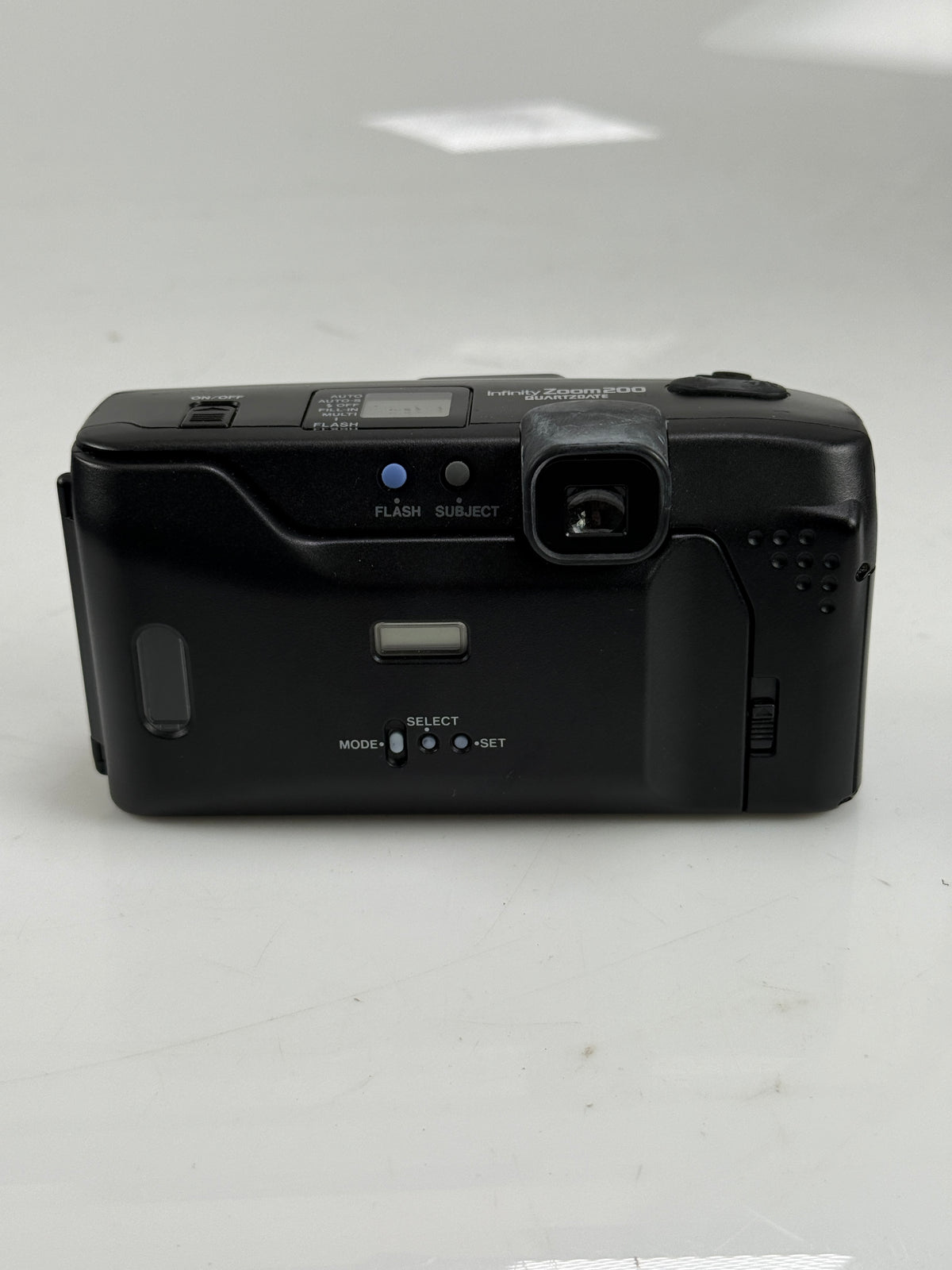 Olympus Infinity Zoom 200 Quartzdate 35mm Film Camera