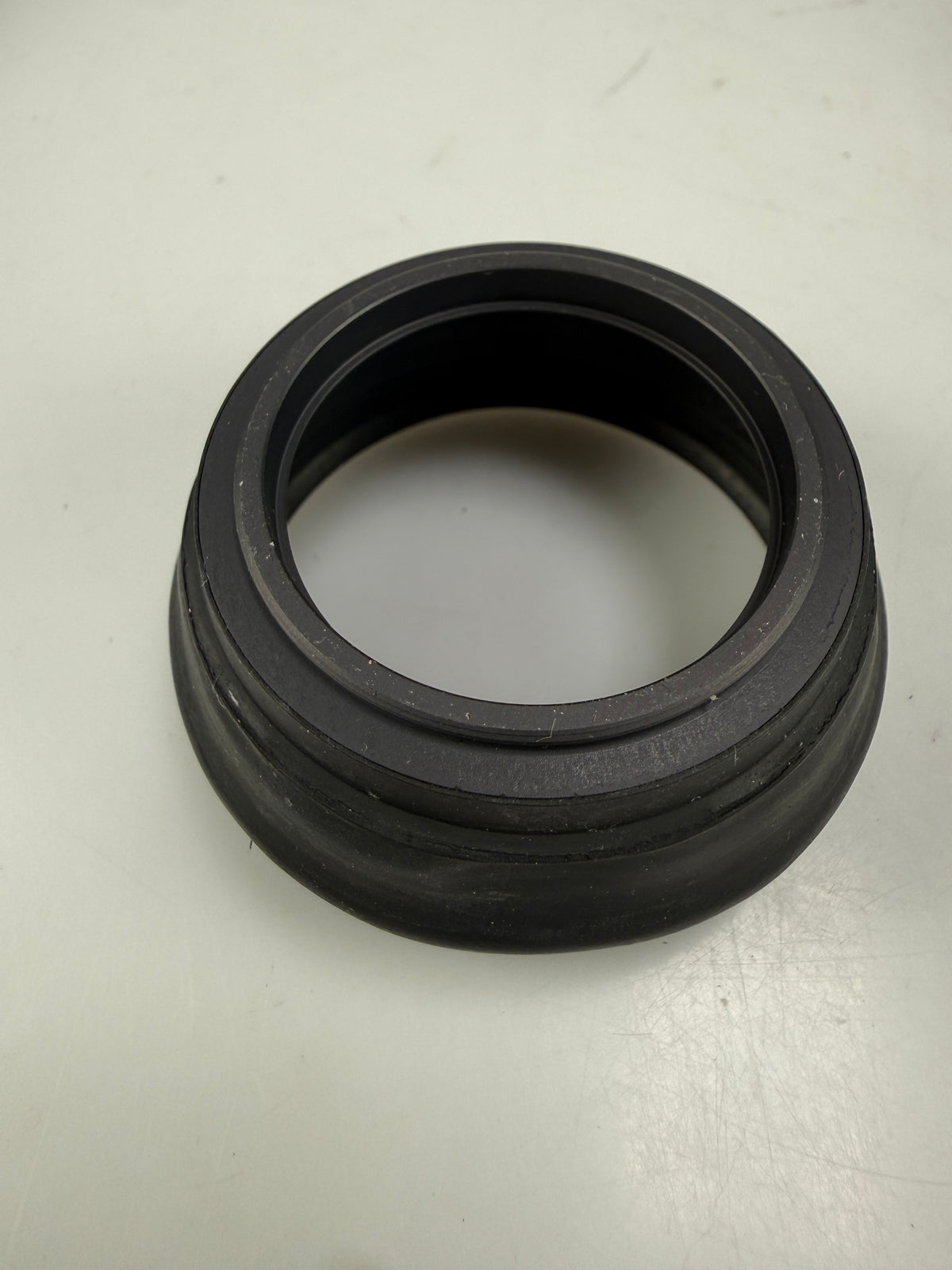 Minolta 40.5mm thread rubber lens hood for 90mm f4 lens