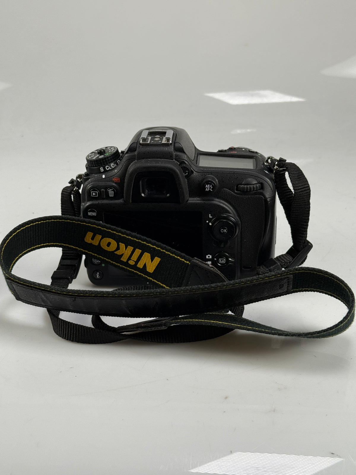 Nikon D7200 24.2MP DSLR Camera Body kit w/ 18-55mm G II lens