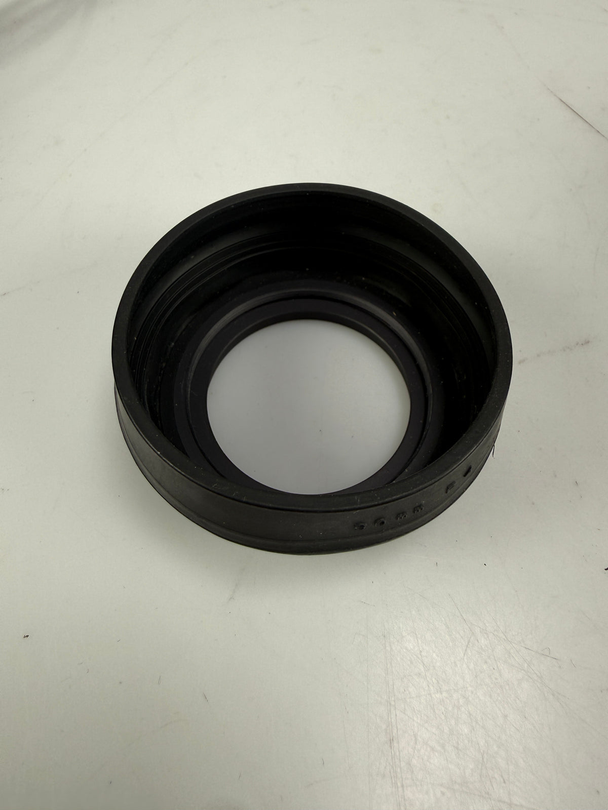 Minolta 40.5mm thread rubber lens hood for 90mm f4 lens
