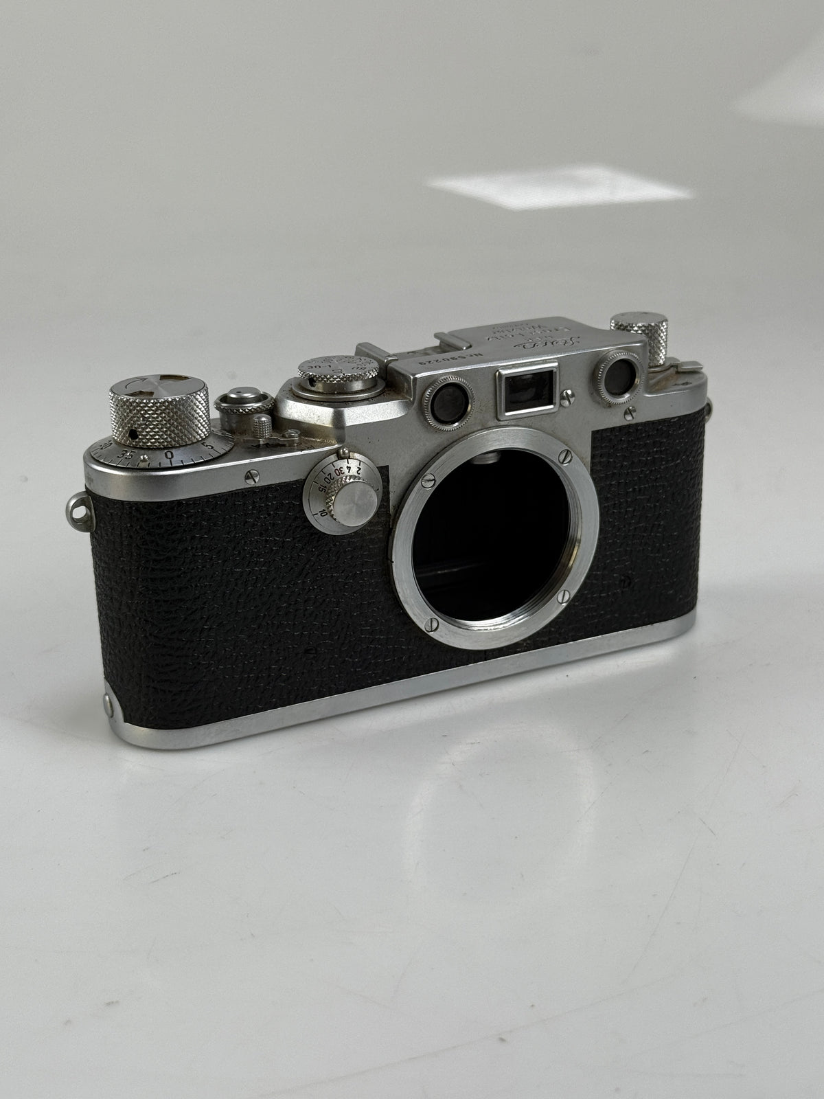 Leica IIIF black Dial Rangefinder 35mm Film Camera