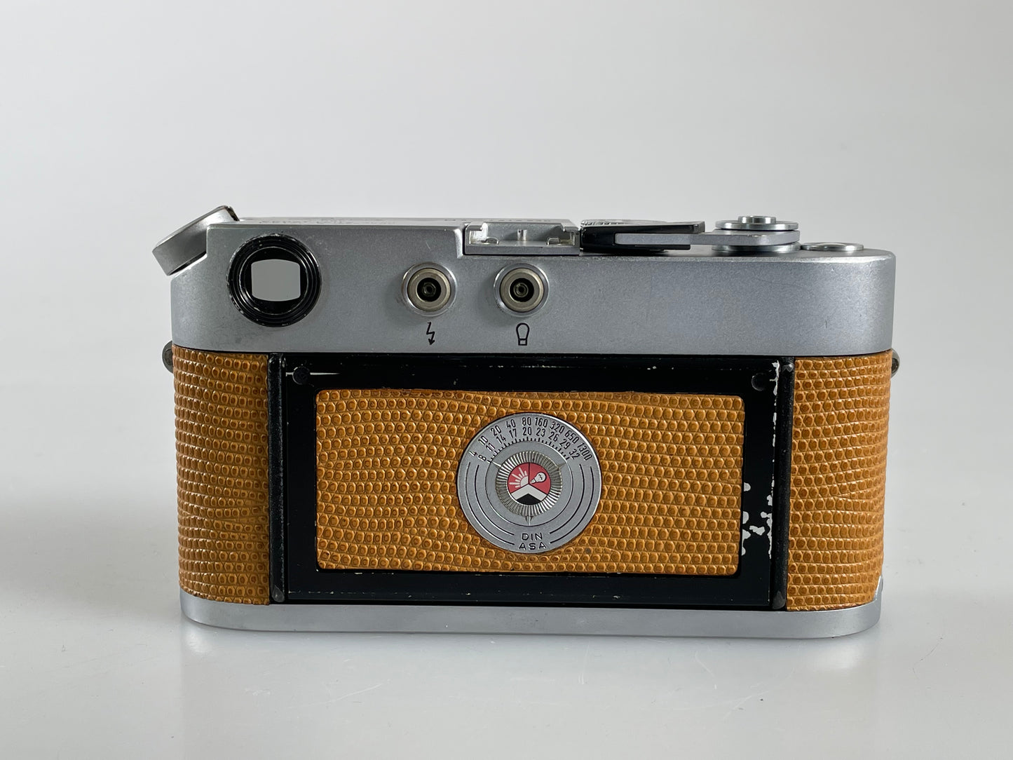 Leica M4 Chrome 35mm rangefinder film camera body