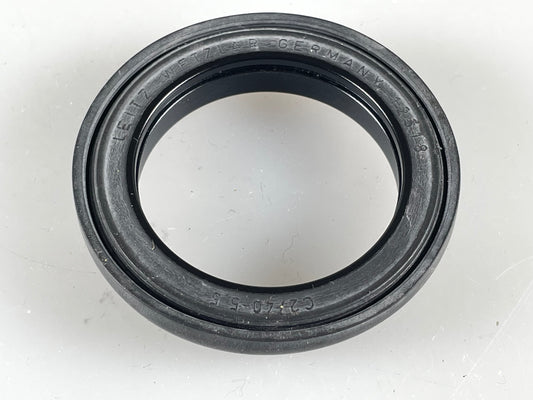 Leica rubber lens hood shade 12518 for summicron 40mm f2 CL