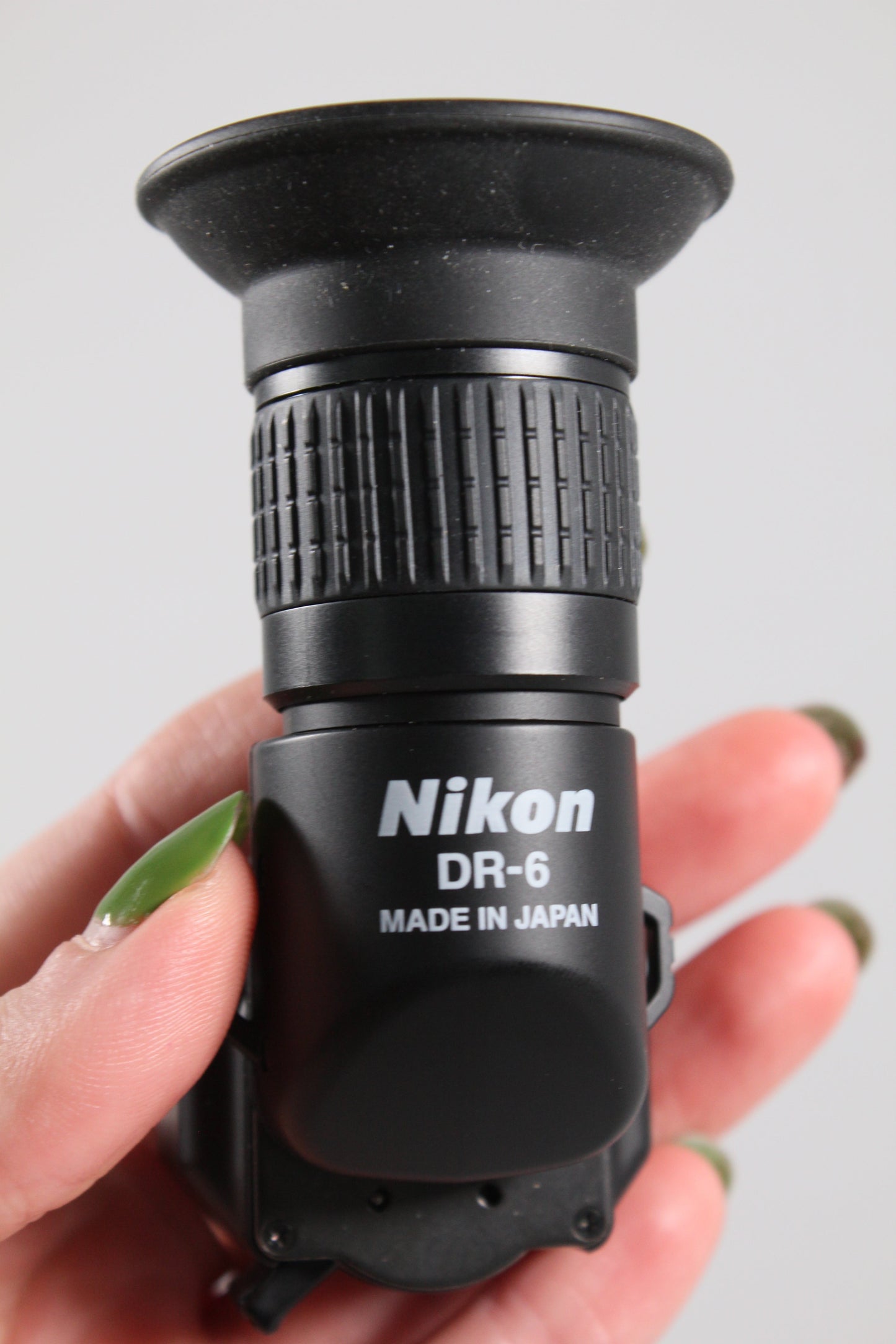 Nikon DR-6 Right Angle Viewfinder
