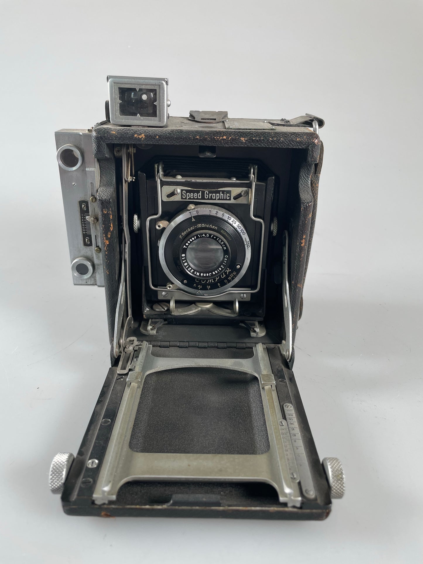 Graflex Speed Graphic 2x3 2 1/4 x 3 1/4 Kit with tessar 10.5cm f4