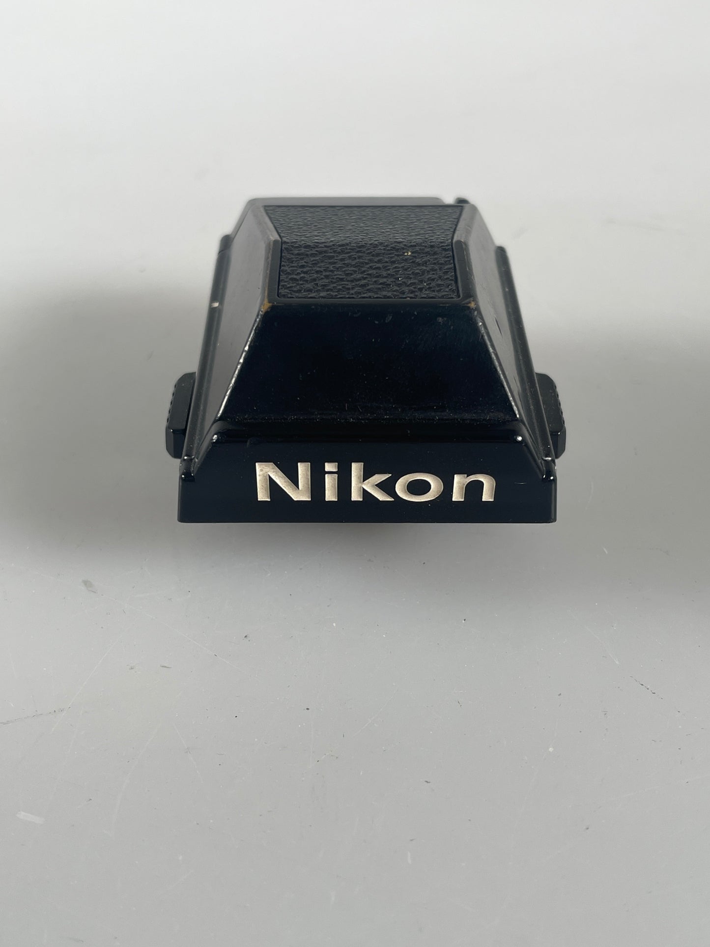 Nikon DE-2 Eye Level Prism View Finder for Nikon F3 Series Black