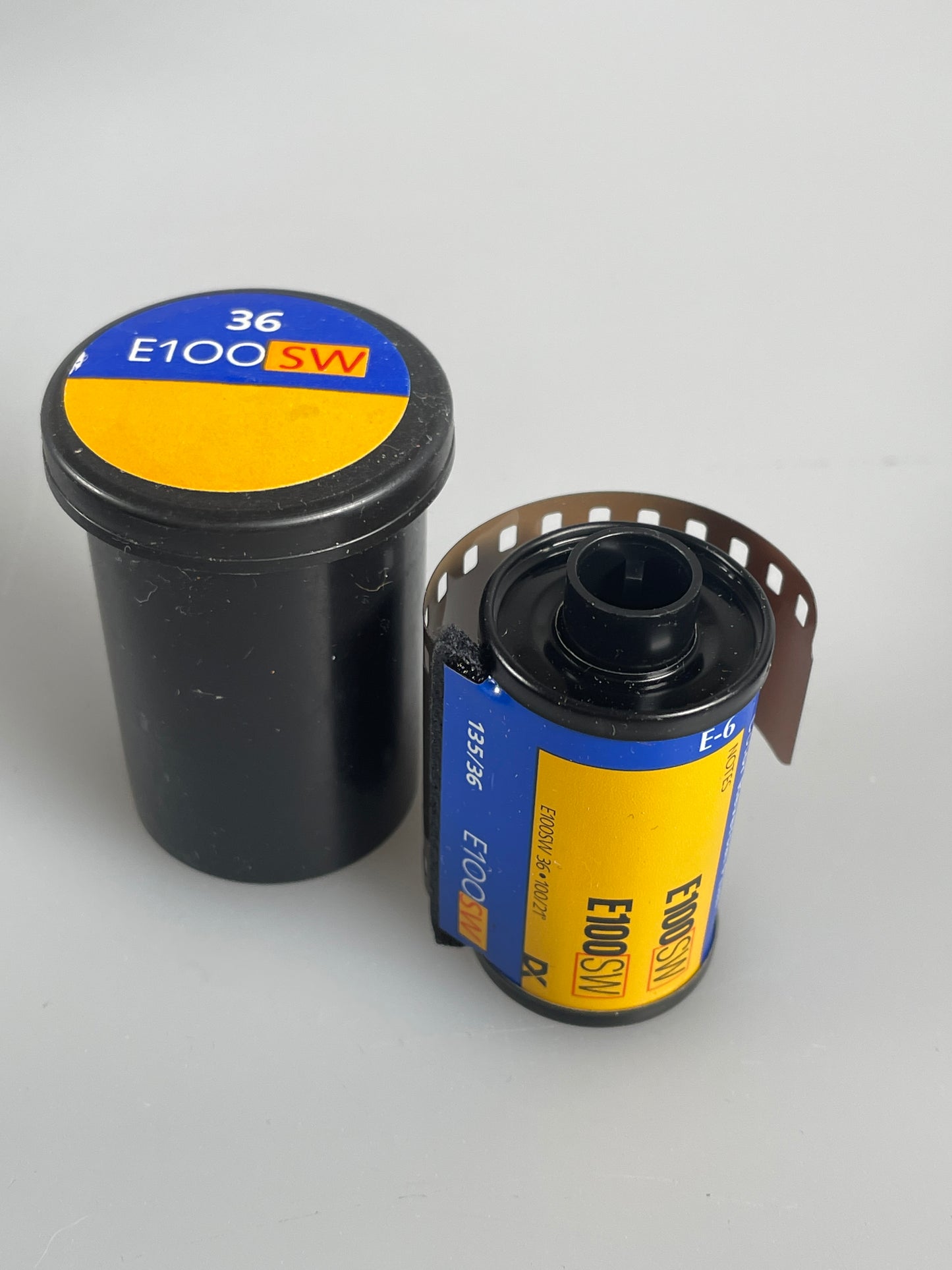 Kodak Ektachrome E100SW ISO 100 135-36 Color Slide Film 1 Roll